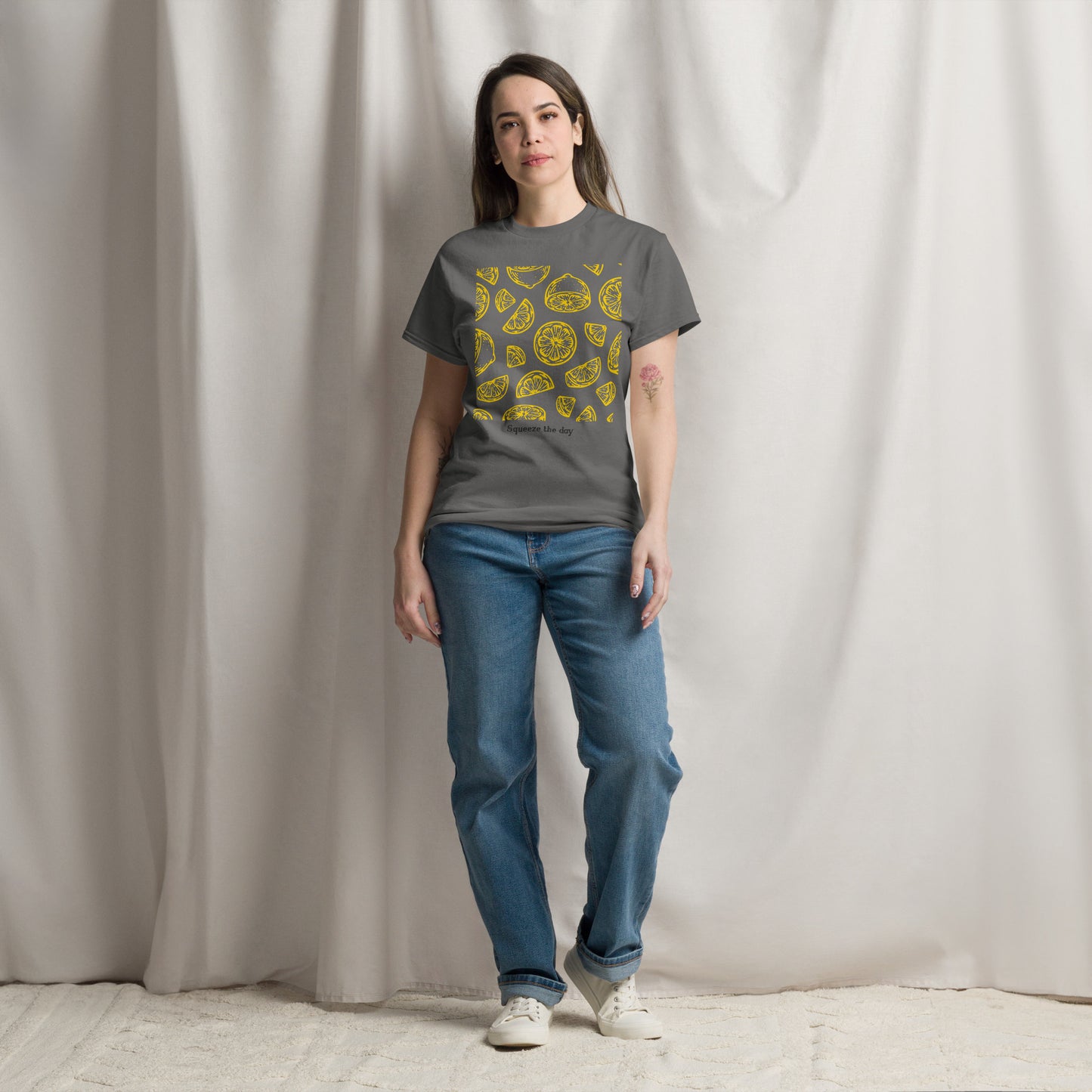 Basic Unisex T-Shirt mit Print - Squeeze the day