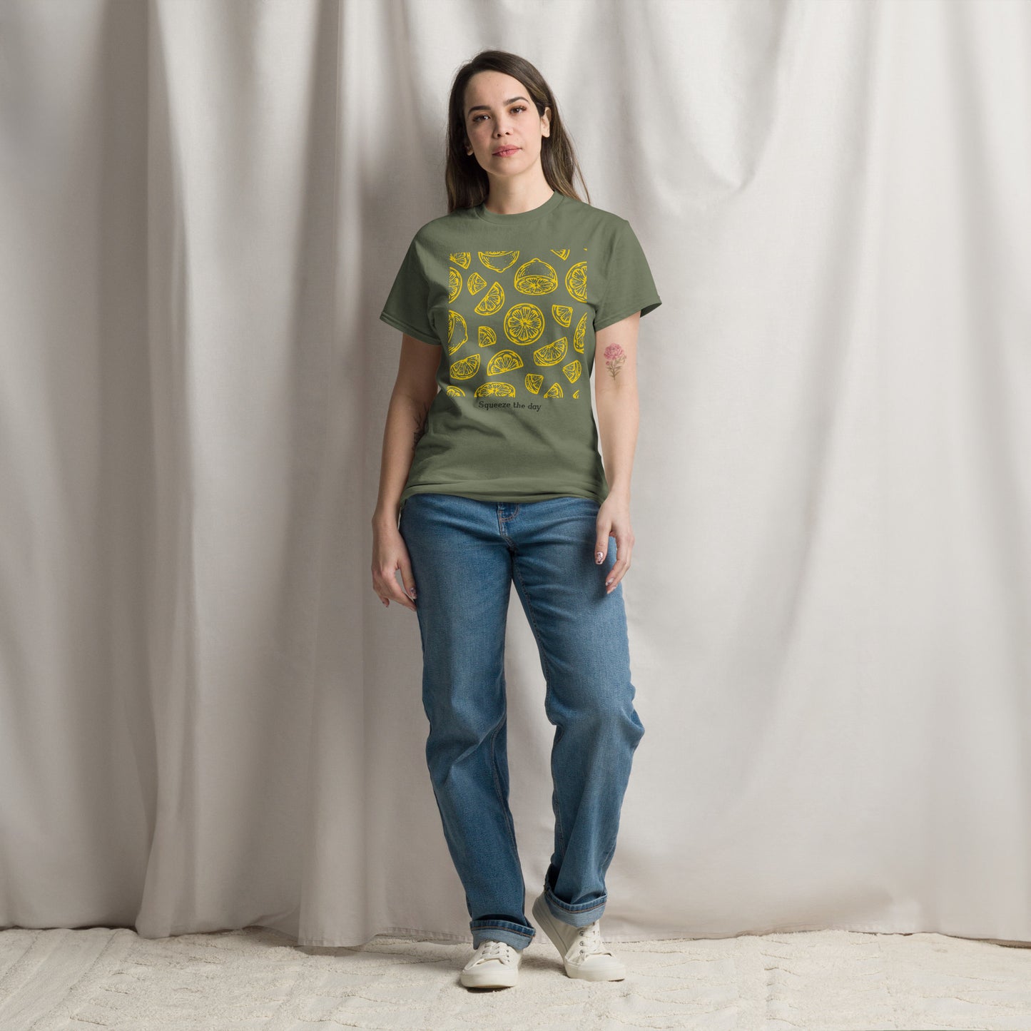 Basic Unisex T-Shirt mit Print - Squeeze the day